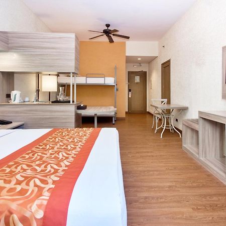 Microtel By Wyndham Boracay Balabag  Dış mekan fotoğraf