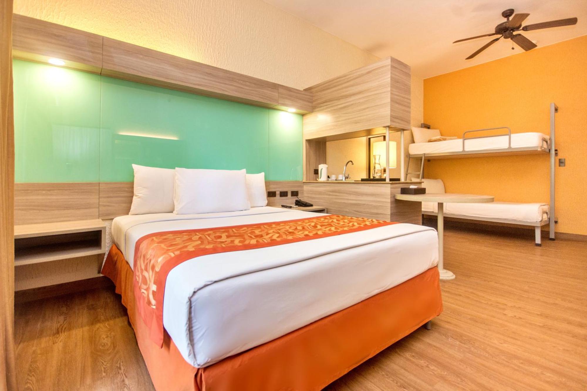 Microtel By Wyndham Boracay Balabag  Dış mekan fotoğraf
